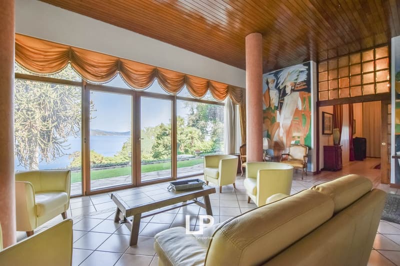 Belgirate – Important Villa by the Lake (23)