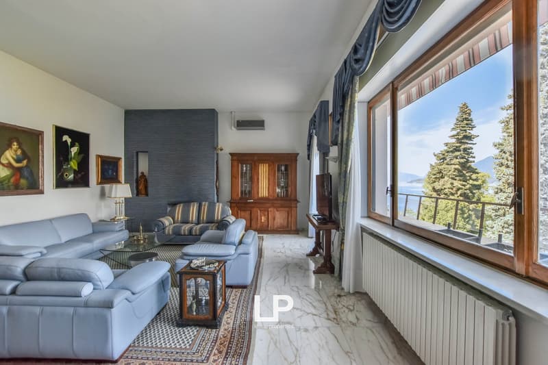 Belgirate – Important Villa by the Lake (31)