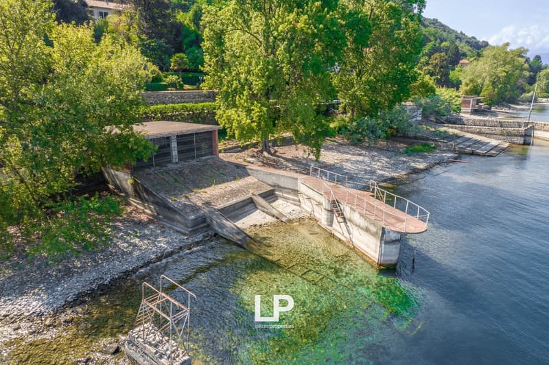 Belgirate – Important Villa by the Lake (14)