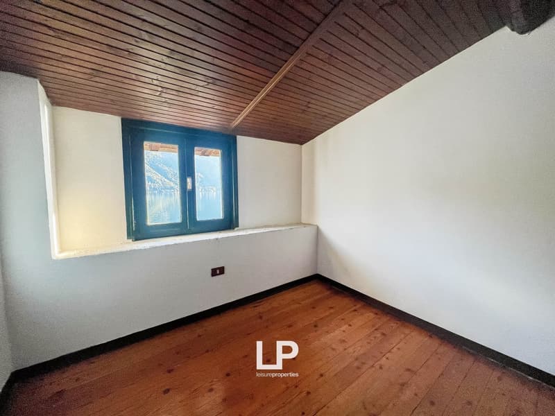 Villa a Valsolda direttamente sul lago (26)