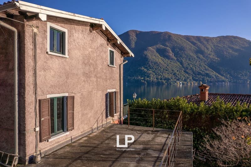 Villa a Valsolda direttamente sul lago (11)