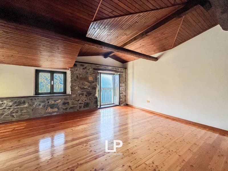 Villa a Valsolda direttamente sul lago (28)