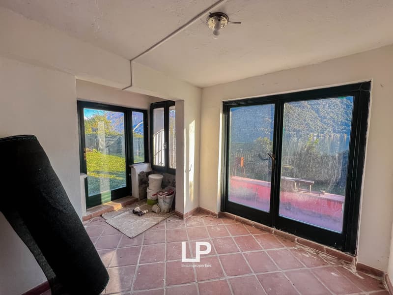 Villa a Valsolda direttamente sul lago (23)