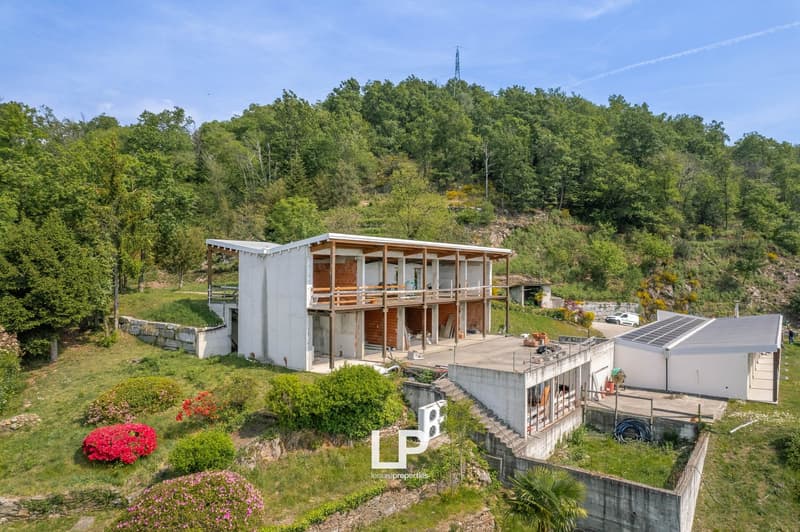 Neu gebaute moderne Villa in Fondotoce mit atemberaubendem Blick auf den Lago Maggiore (23)