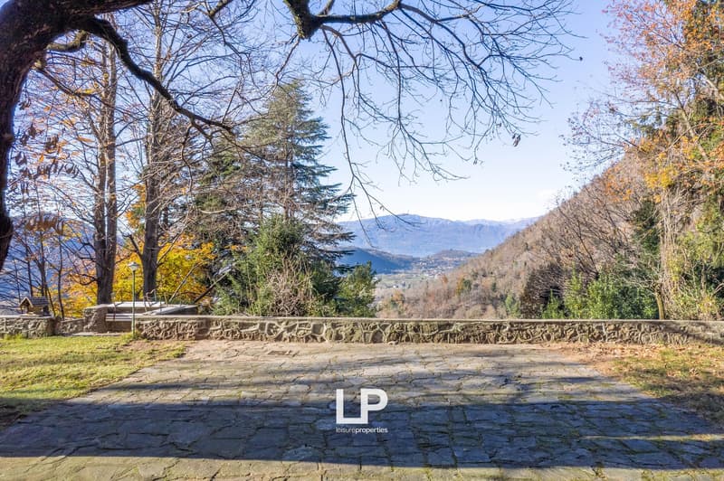 Villa with Outbuilding Cittiglio (7)