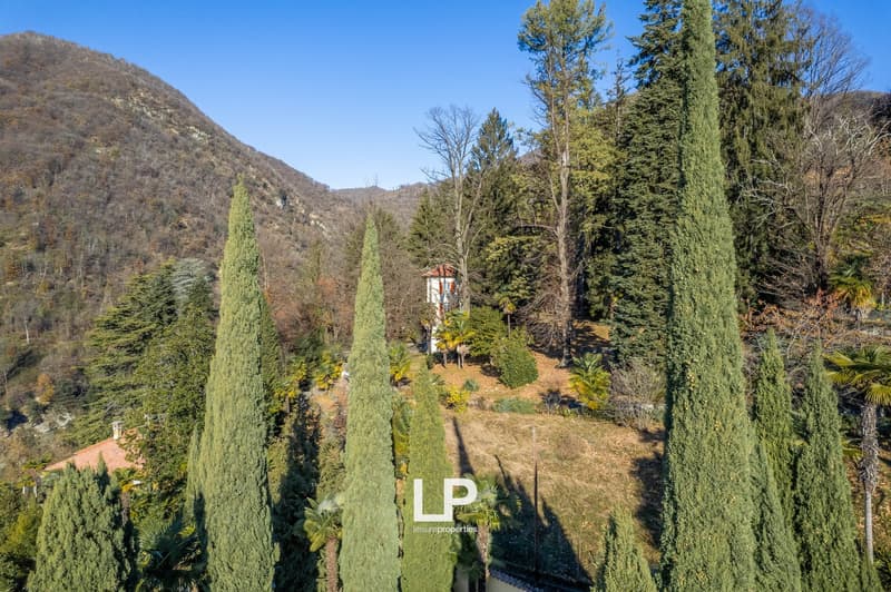 Villa with Outbuilding Cittiglio (40)
