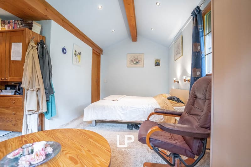 Il chalet Castanea è un chalet di 5 camere nel cuore della natura verde di Mörel-Filet. (12)