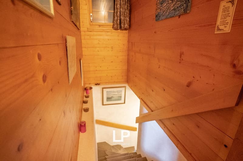 Il chalet Castanea è un chalet di 5 camere nel cuore della natura verde di Mörel-Filet. (15)