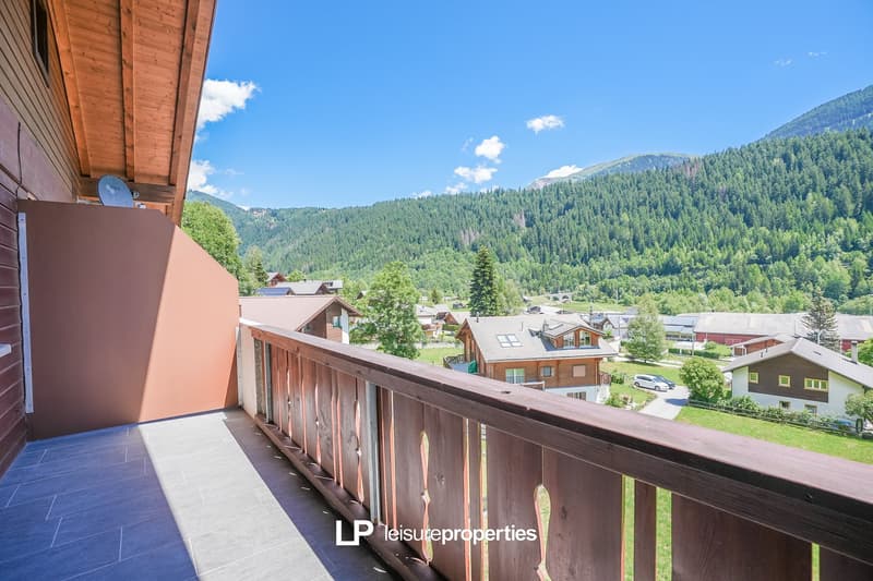 Beautiful, exceptionally spacious one-room apartment directly behind the OV hub in Fiesch (9)