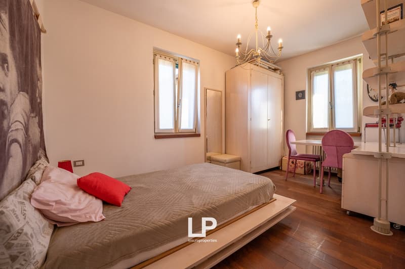 Single-family house in Sesto Calende (45)