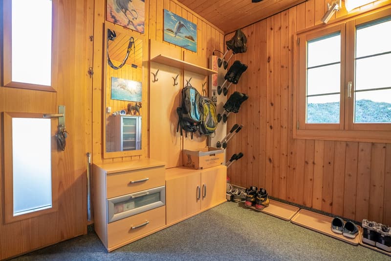 Chalet svizzero autentico in costruzione a blocchi di legno con vista libera e due unità abitative a Riederalp West (10)