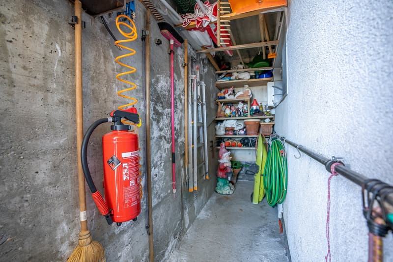 Chalet svizzero autentico in costruzione a blocchi di legno con vista libera e due unità abitative a Riederalp West (43)