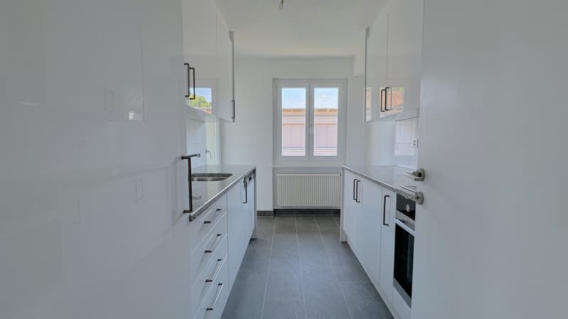 Helle 3-Zimmer-Wohnung mit Balkon in Murgenthal sofort verfügbar! (4)