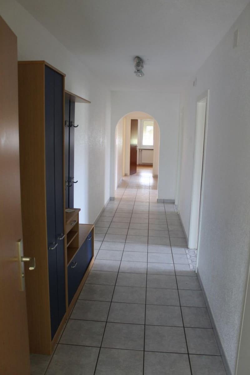 Appartement de 4 pièces avec balcon à Bassecourt (2)