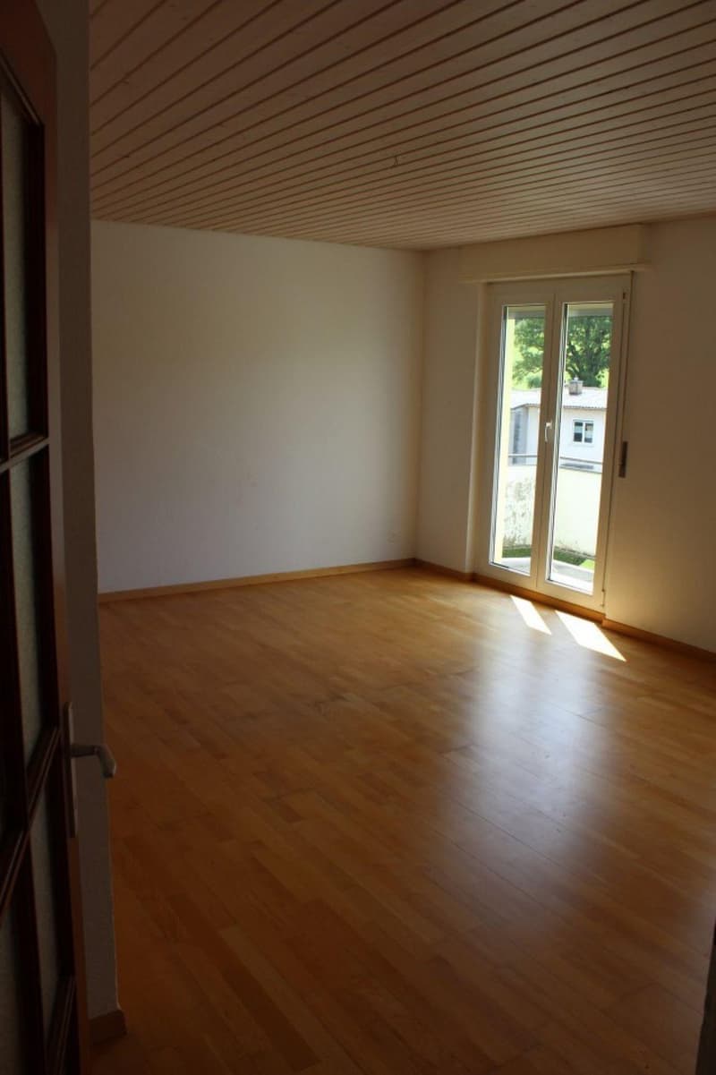 Appartement de 4 pièces avec balcon à Bassecourt (4)