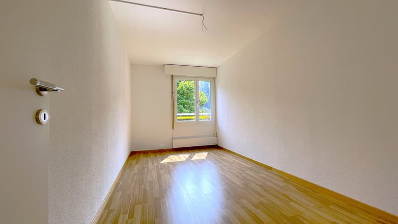 Helle neu sanierte 4-Zimmer-Wohnung mit Aussicht im 8. Stock (8)