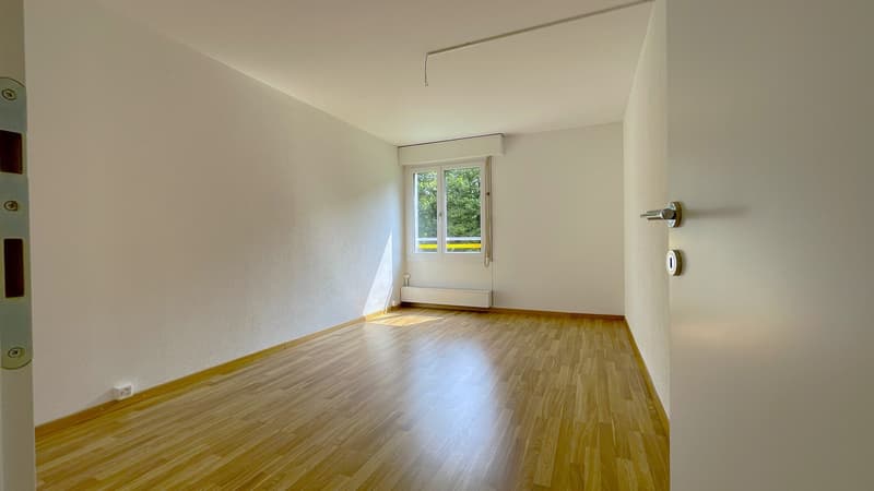 Helle neu sanierte 4-Zimmer-Wohnung mit Aussicht im 8. Stock (7)