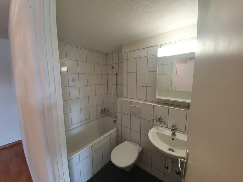 Helle 3-Zimmer-Wohnung mit Balkon im 5. OG in Burgdorf (6)