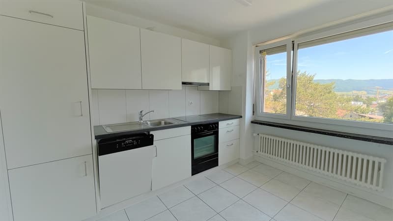 Charmant appartement de 3 pièces à Delémont (2)