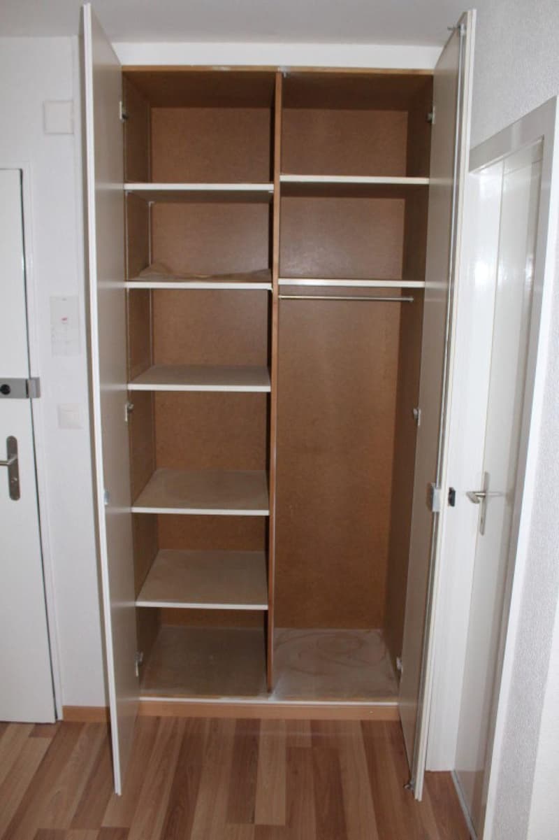 Gemütliche 2-Zimmer-Wohnung mit Balkon in Rudolfstetten-Friedlisberg (7)