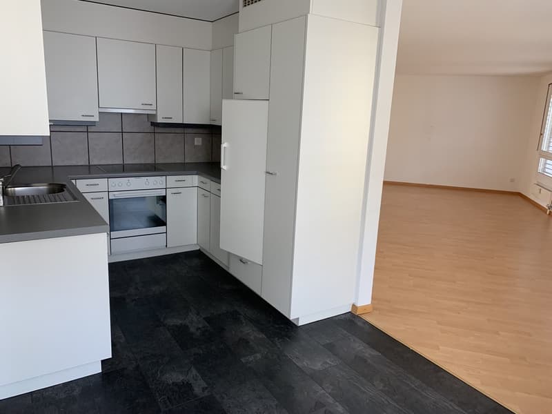Gemütliche 3-Zimmer-Wohnung mit Balkon in Grenchen (2)