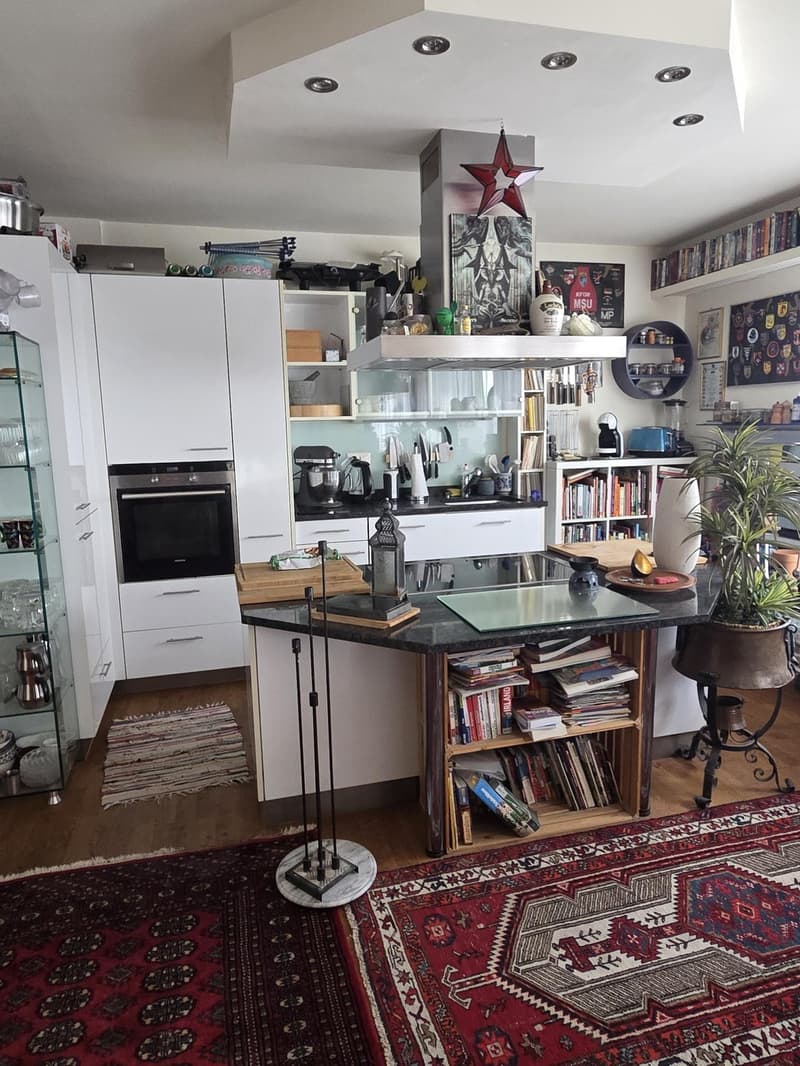 Charmante 3-Zimmer-Eigentumswohnung im Erdgeschoss in Basel (2)