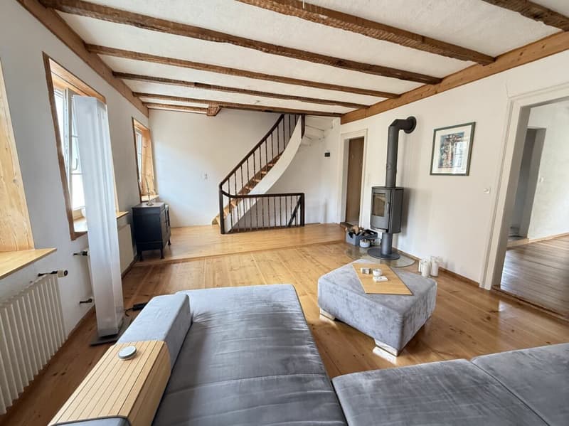 5 1/2 Zimmer-Einfamilienhaus mit Loggia und Terrasse (4)
