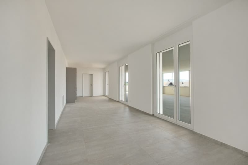 Espace commercial avec cuisine et salle de bain (5)