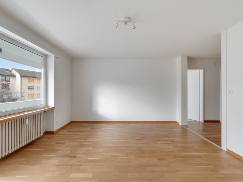 ZENTRAL UND LICHTDURCHFLUTET (2)