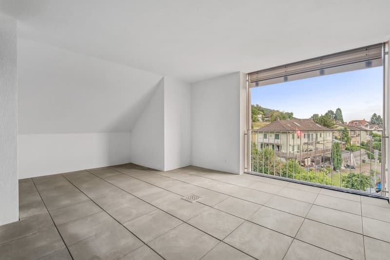 GROSSZÜGIGE MAISONETTE WOHNUNG IN MENZIKEN ZU VERMIETEN (10)