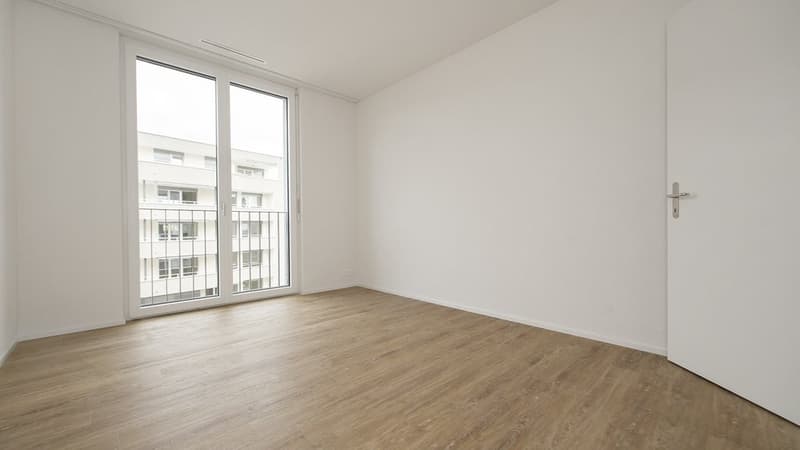 WUNDERSCHÖNE WOHNUNG IM EIGENTUMSSTANDARD (3)