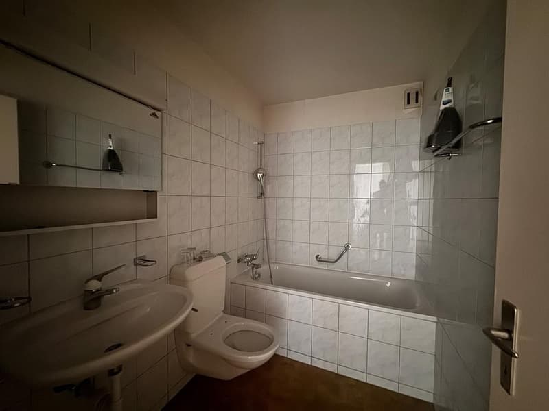 GEMÜTLICHES STUDIO IN BADEN ZU VERMIETEN - BEFRISTET BIS 30.09.2027 (4)