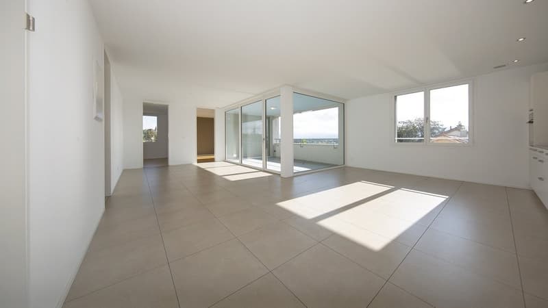 LICHTDURCHFLUTETER WOHNTRAUM MIT HERRLICHER AUSSICHT (2)