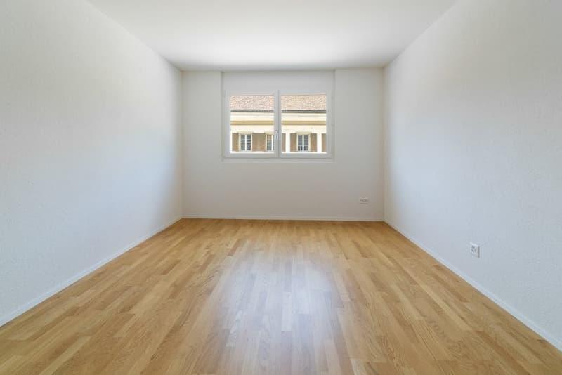 GEMÜTLICHE 3.5 ZIMMER-WOHNUNG IN HUTTWIL (9)