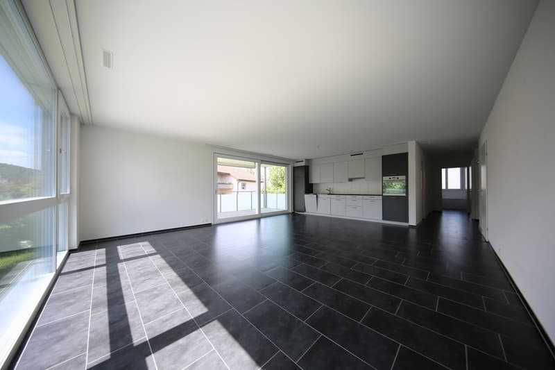 MODERNE 3.5 ZIMMER WOHNUNG MIT GROSSEM BALKON ZU VERMIETEN (3)