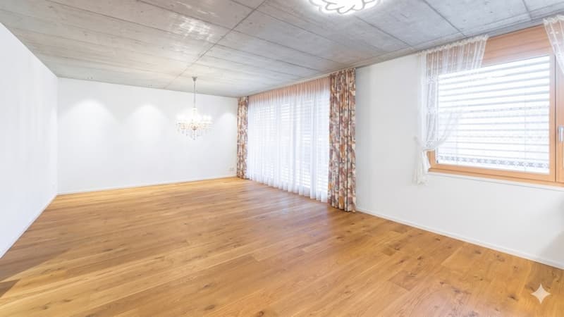 GEMÜTLICHE UND GROSSZÜGIGE 3.5 ZIMMER-WOHNUNG IN REBSTEIN (5)