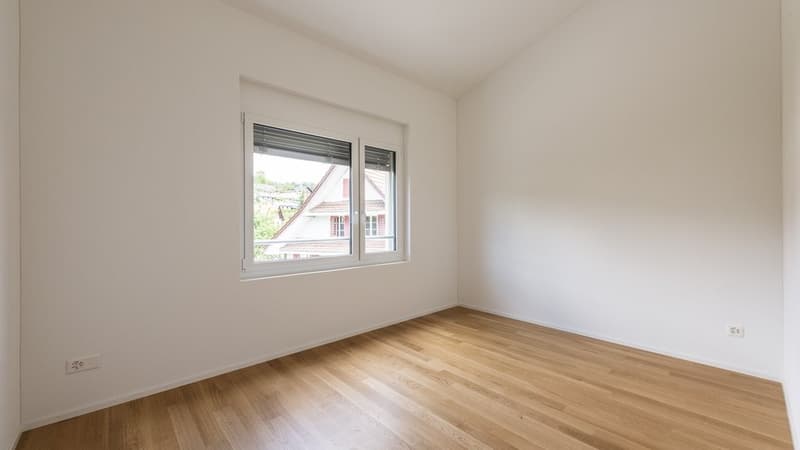 GROSSZÜGIGE UND HELLE NEUBAUWOHNUNG IN HITZKIRCH (7)