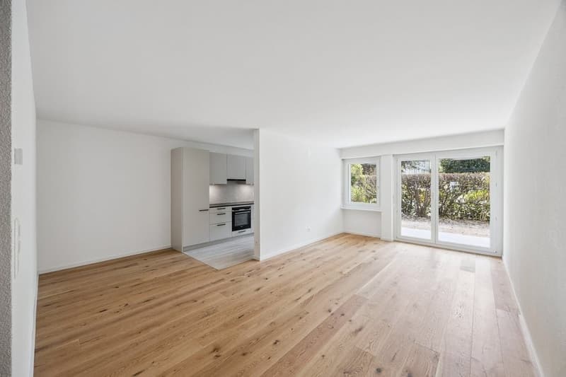NEU - MODERN MIT GROSSZÜGIGEM BALKON (3)