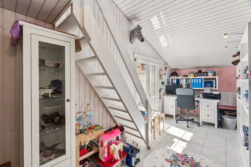 6,5 Zimmer-Haus  mit Gewerberaum (94m2) (6)