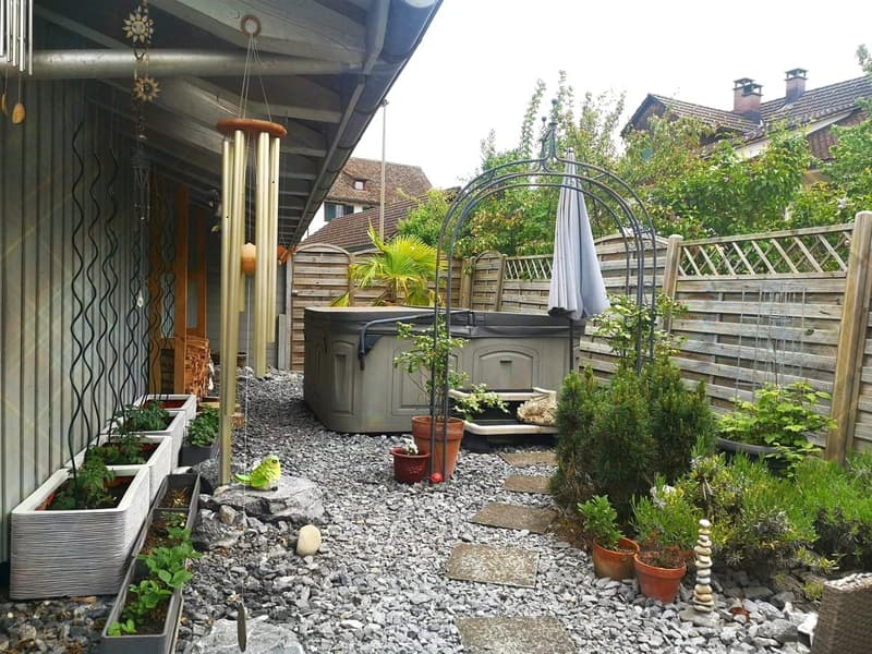 6,5 Zimmer-Haus  mit Gewerberaum (94m2) (9)