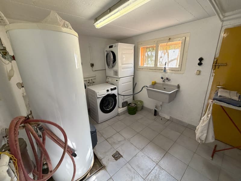 FREISTEHENDES EFH MIT NEBENGEBÄUDE UND WALD AUF 2 PARZELLEN MIT TOTAL 2‘461 M2 AN RUHIGER LAGE (15)