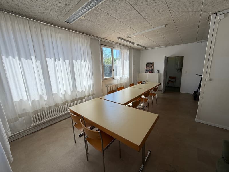 WOHN- UND GESCHÄFTSHAUS AN ZENTRALER LAGE (8)