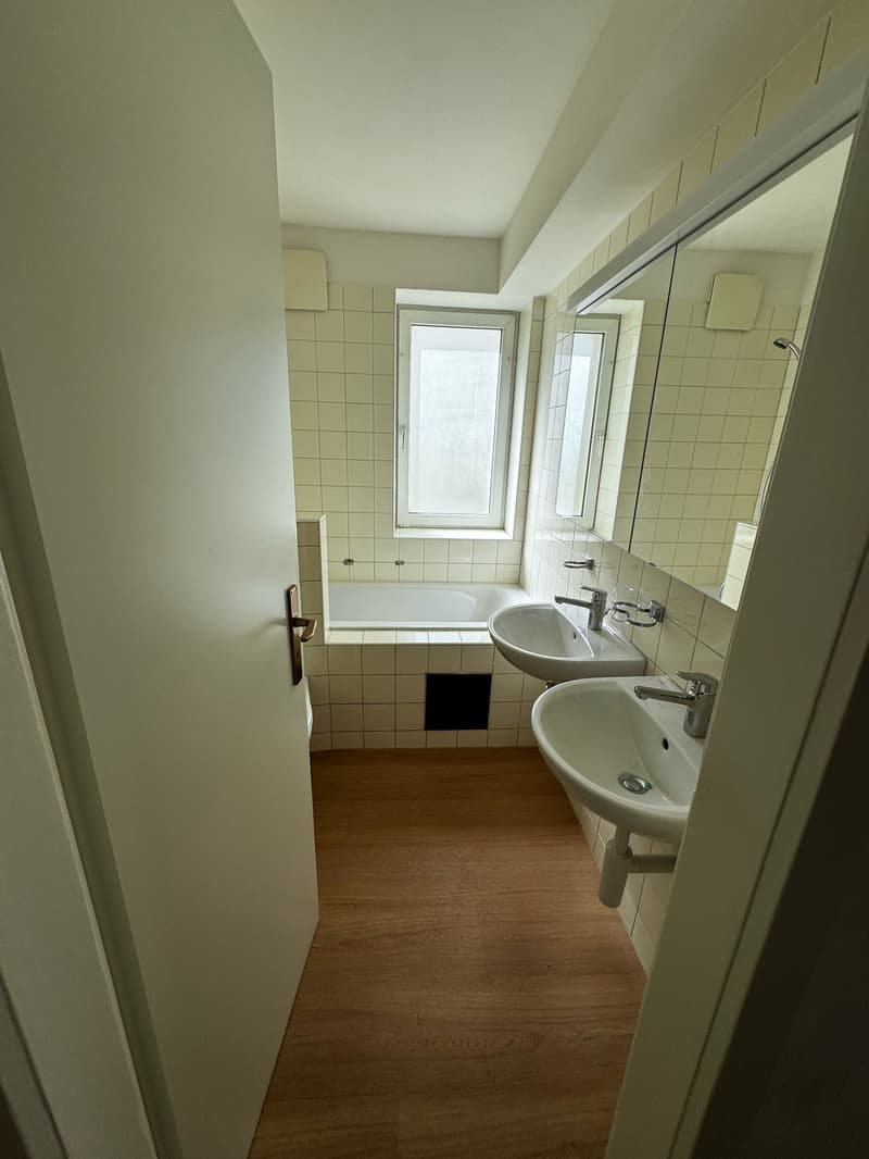 renovierte 4 Zimmer Wohnung per 01.10.2026 (9)
