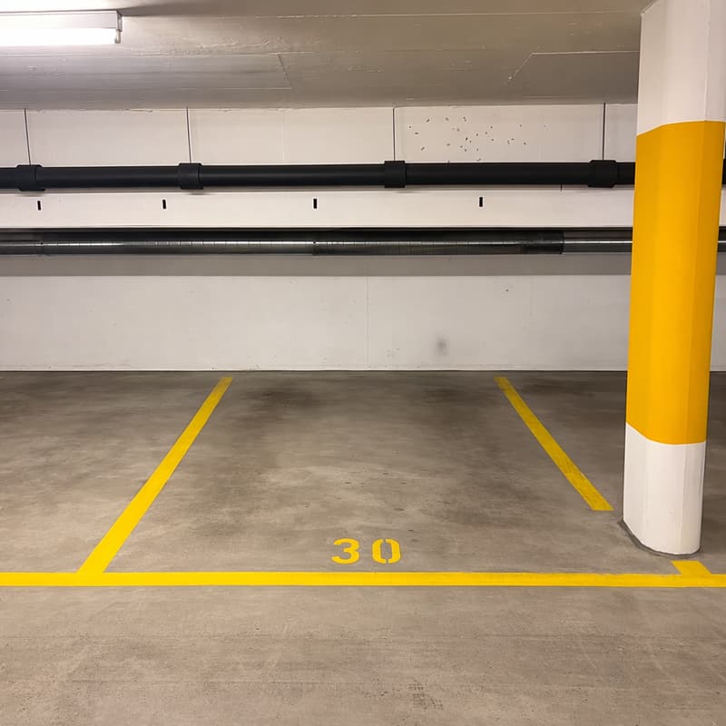Tiefgaragenplätze in Bergdietikon (2)