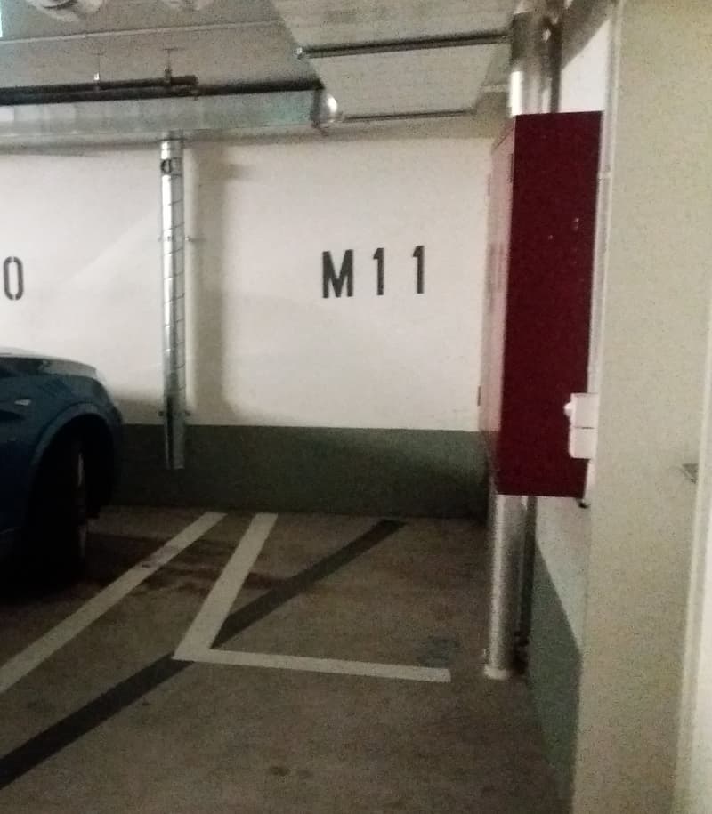 Kleines Motorrad? Geschützt abgestellt in Garage Nähe Bahnhof Wiedikon! (3)