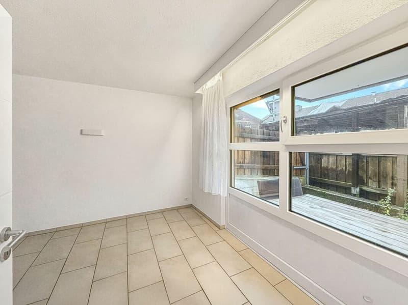 in bevorzugter Wohnlage beim Lindli von Schaffhausen: Attraktive 4.5-Zimmer-Eigentumswohnung (2)