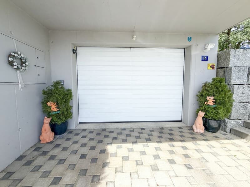 Garagentor zur Einzelgarage