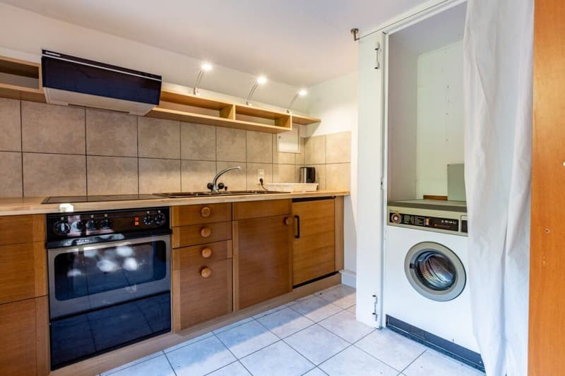 1.5 Zimmer Studiowohnung mit Gartensitzplatz im Grünen (12)