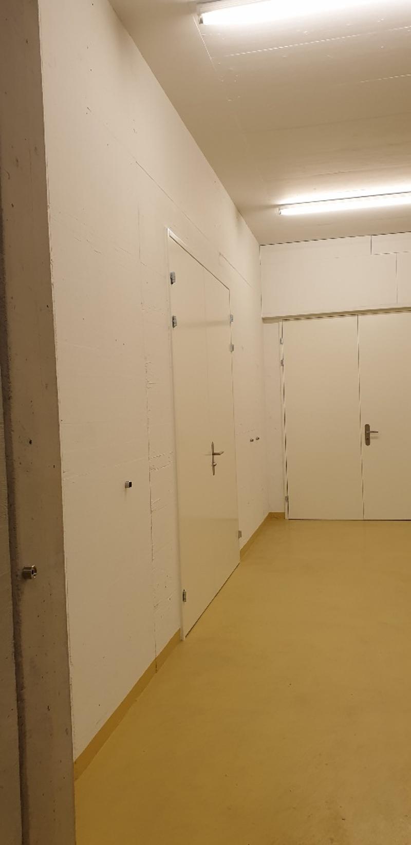 Magazzino a condizioni attraenti (affitto parziale da 55m2 possibile) (4)