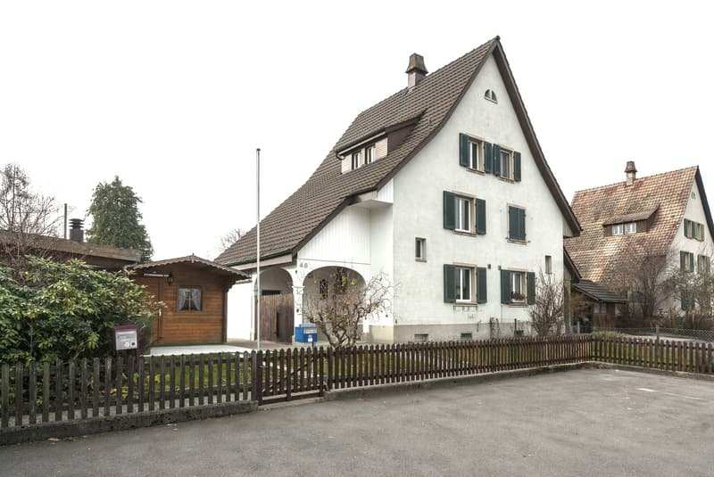 Gemütliche Doppelhaushälfte mit Potenzial